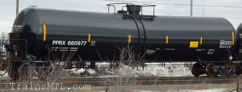 Car/wagon PPRX660977 right side / coté droit